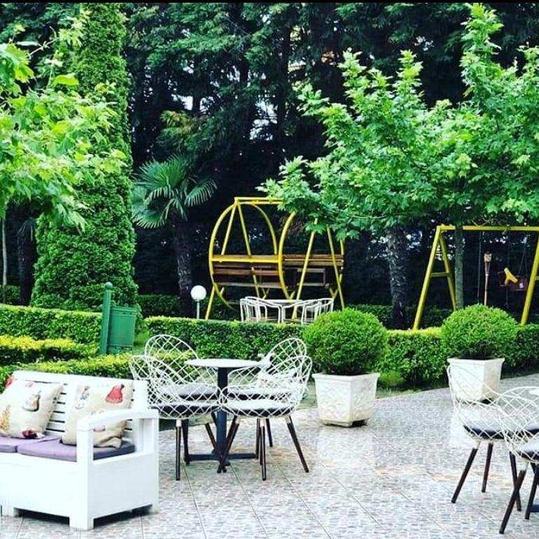 Hotel Ambasador Garden Lezhë Exteriör bild
